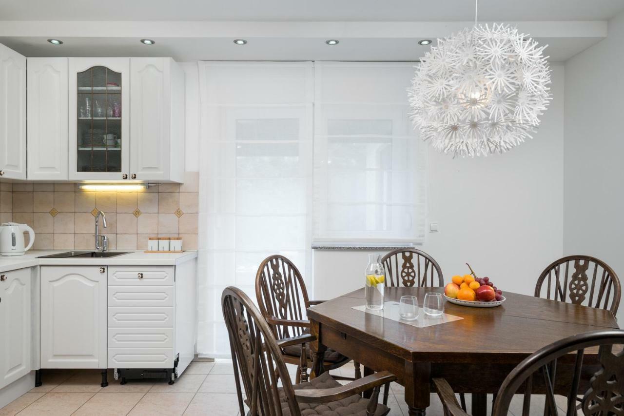 מאלינסקה Apartments Biba מראה חיצוני תמונה